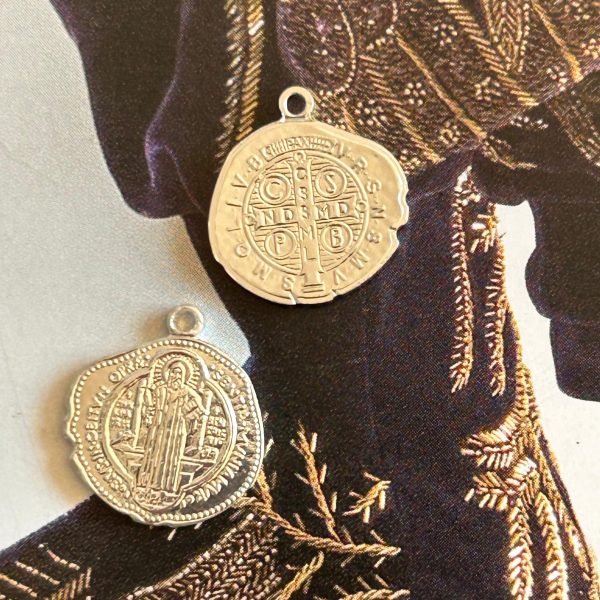 Pendant San Benito Rustic Silver- Colección Brasil - 15 mm - 1 unidad