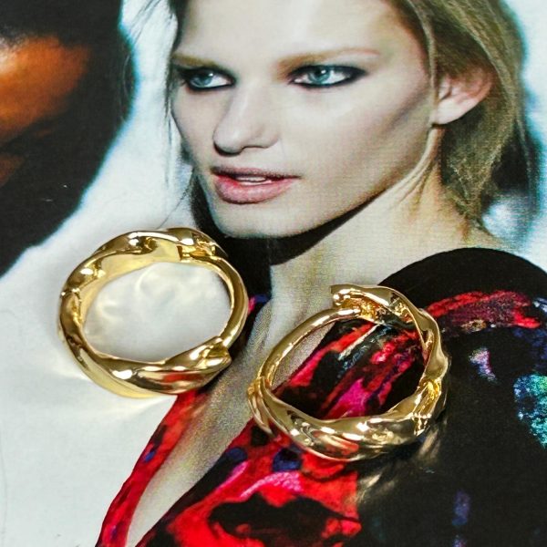 Aro Lissette  - Colección Gold Addict - 14 mm - 1 par