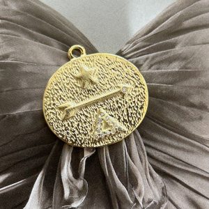 Pendant Medallion Flecha Gold - Colección Brasil - 25 mm - 1 unidad