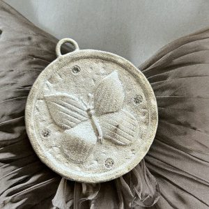 Pendant Medallion Mariposa silver Mate - Colección Brasil - 40 mm - 1 unidad
