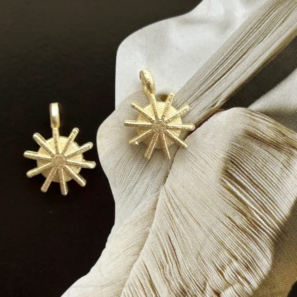 Pendant Sol Gold  - Colección Brasil - 10 mm - 1 unidad