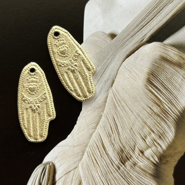 Pendant Hamsa Gold Mate - Colección Brasil - 15 mm - 1 unidad