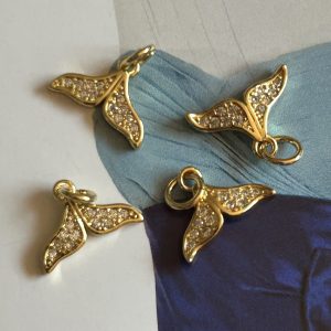 Pendant Colita Ballena - Colección Deep Ocean - 12 mm - 1 unidad - Oro