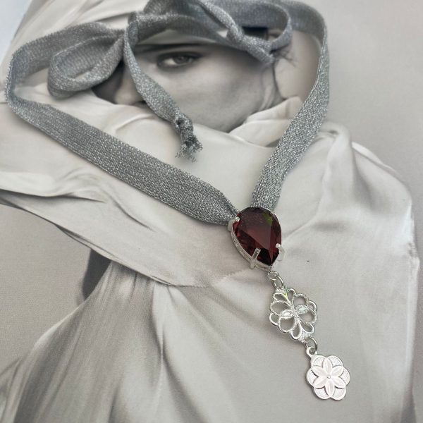 Collar Fiesta Cristal Granate Cinta Plata Colgantes Enchape Plata 950 Colección Praga One of a Kind