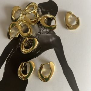 Aro Juli Gold 1.7 cm Colección Gold Addict 1 Par