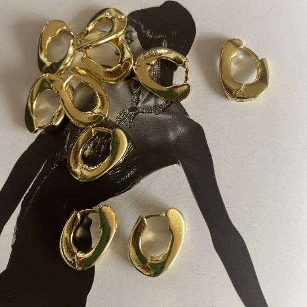 Aro Juli Gold 1.7 cm Colección Gold Addict 1 Par