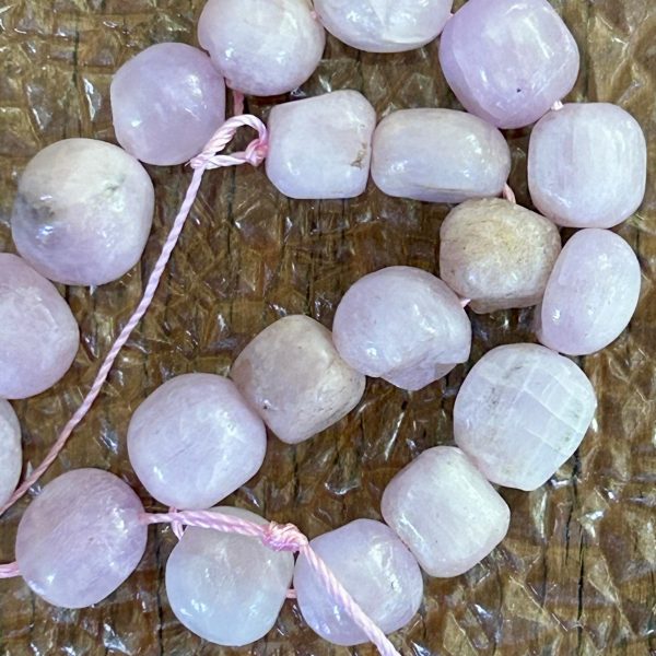 Piedra Kunzita  0.7 cm Tira 18 unidades aprox Colección Texturas & Colores