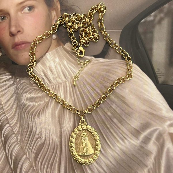 Collar Virgen Gold 50 cm + Alargue Medalla Mate 3.5 cm Colección Boutique