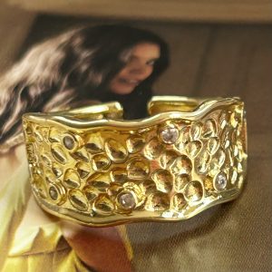 Anillo Rústico Cristales Gold Ajustable Colección Gold Addict
