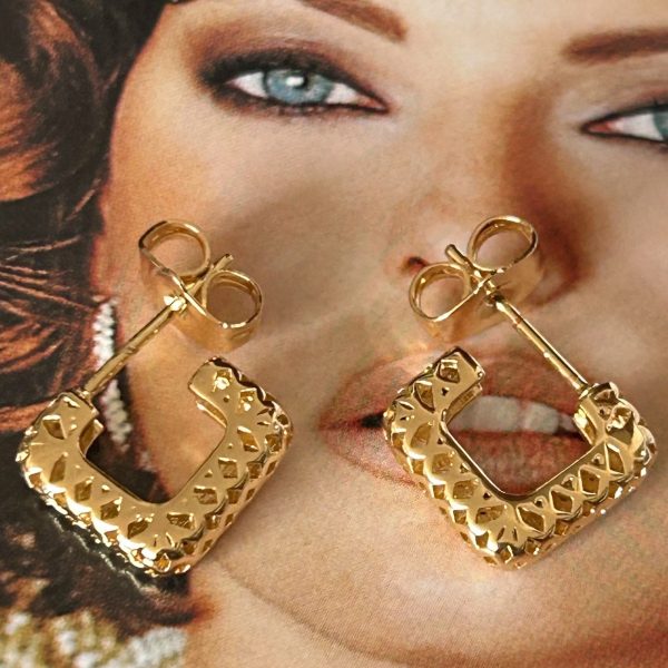 Aro Argolla Calada Gold 1 cm Colección Gold Addict